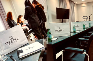 Full professional Fullprofessional